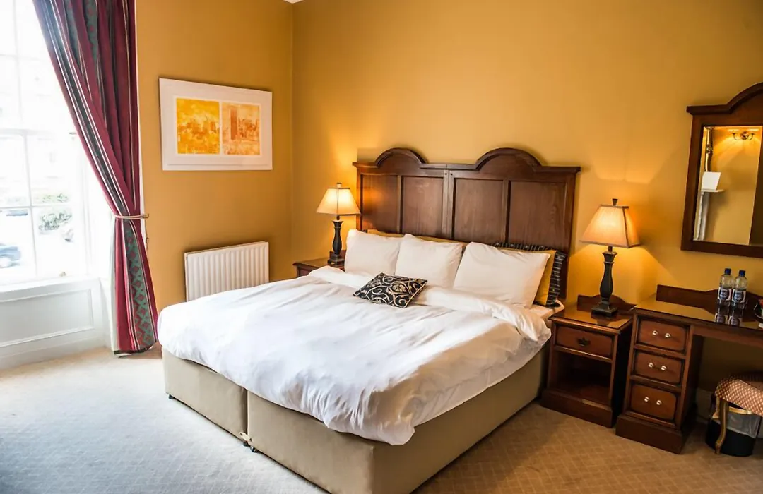 Waterloo Town House & Suites-1