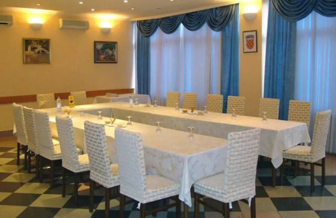 Hotel Petka-1