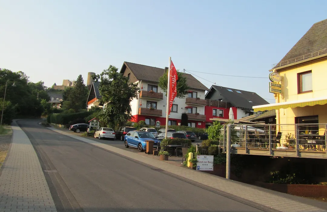 Hotel zur Burg Nürburg-ring-1