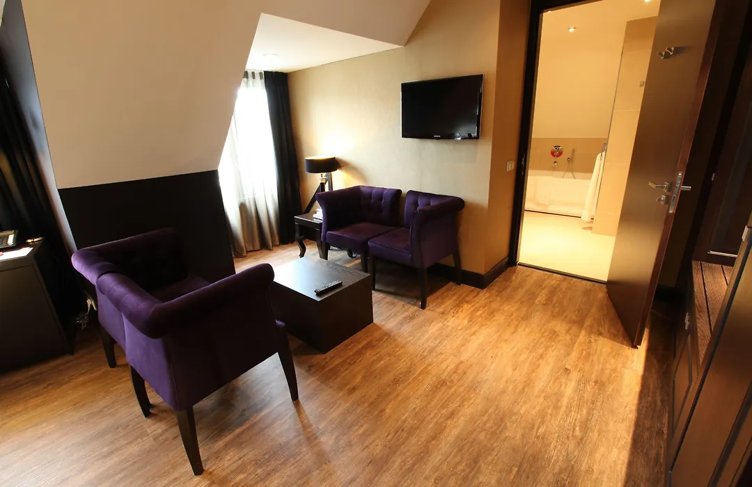 Hotel & Spa Savarin - Rijswijk, The Hague-1
