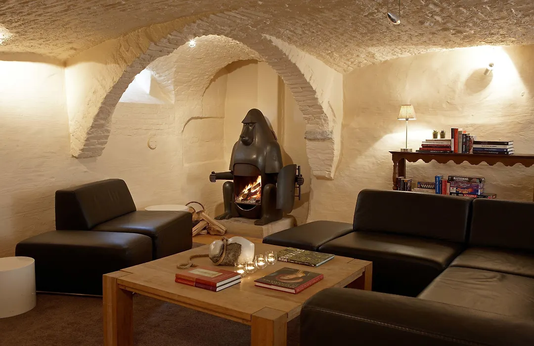 Hotel Adornes-1