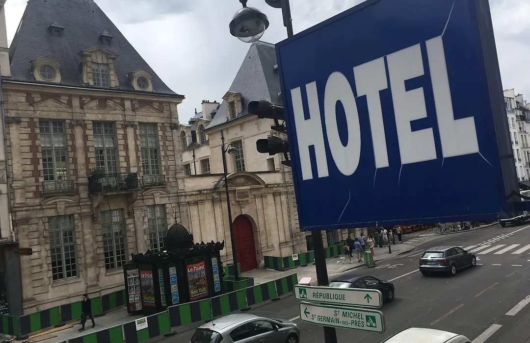 Hotel De La Herse D'Or-1