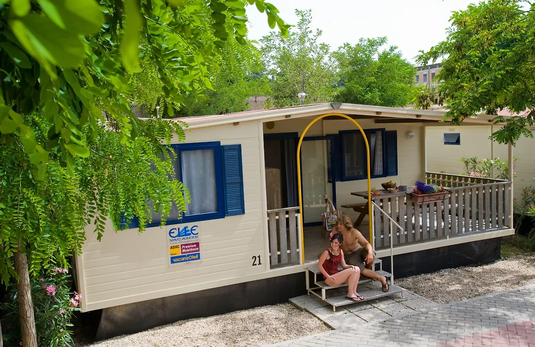 Hu Roma Camping In Town-1