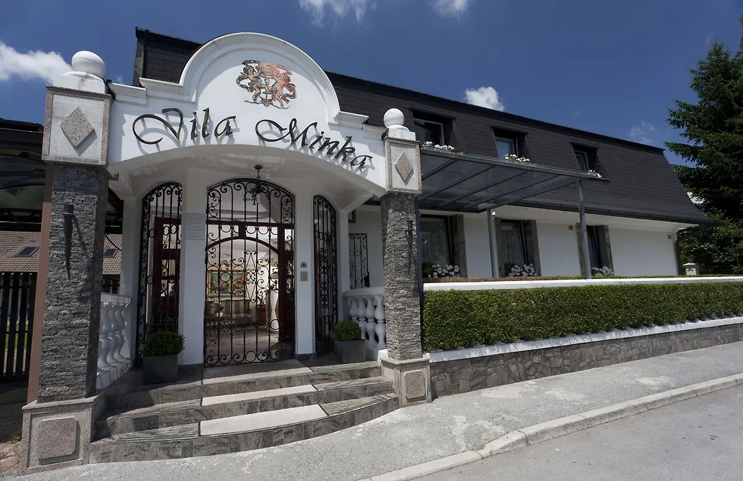 Aparthotel Vila Minka-1