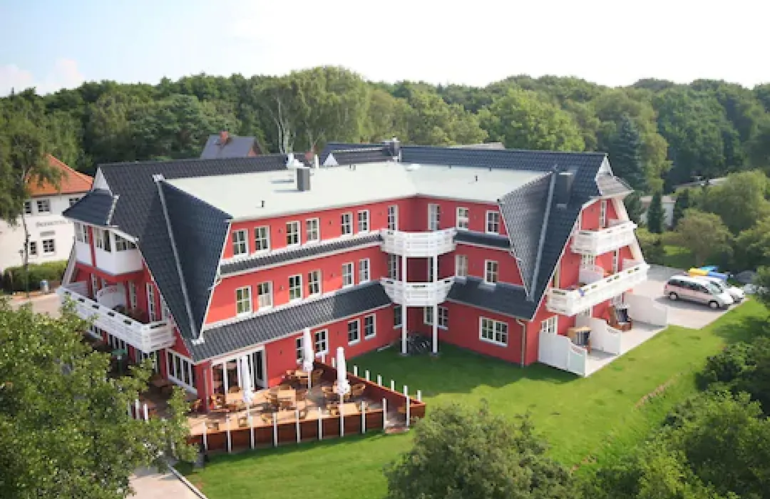 Strandhotel Deichgraf Graal-Müritz-1