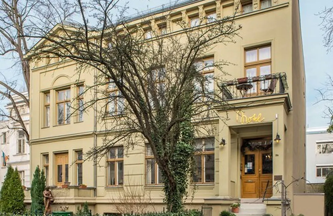 Hotel Residenz Begaswinkel-1