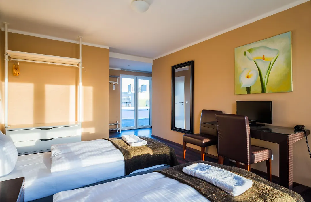 Apple City Hotel-1