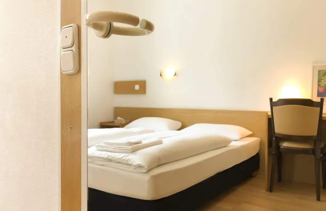 Hotel Moon-1