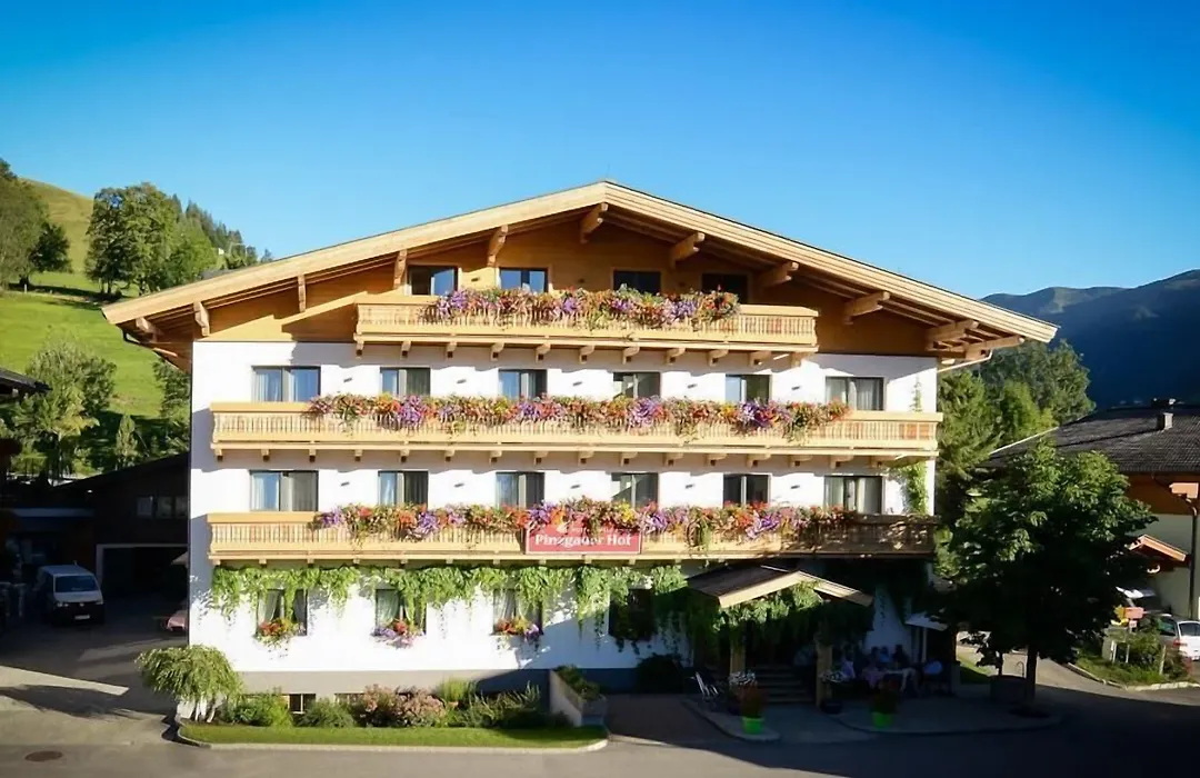 Hotel-Pension Pinzgauer Hof-1