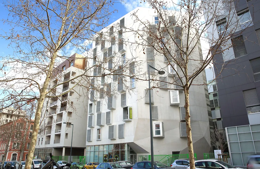 B&B HOTEL Marseille Euromed-1