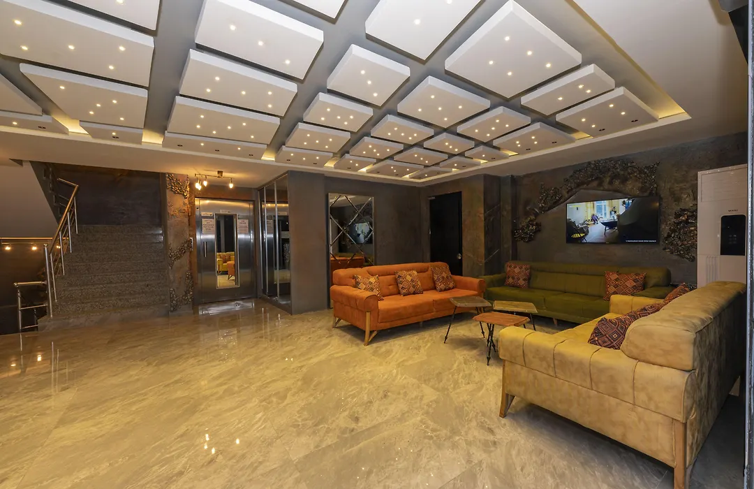 White Palace Hotel-1