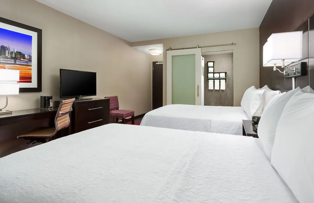 Hampton Inn Times Square Central-1