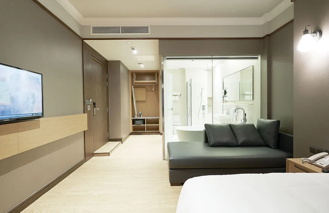 Hotel Bencoolen @ Hong Kong Street (SG Clean, Staycation Approved)-1