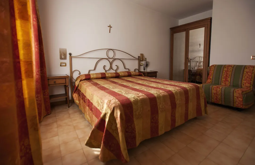 Hotel Europa-1
