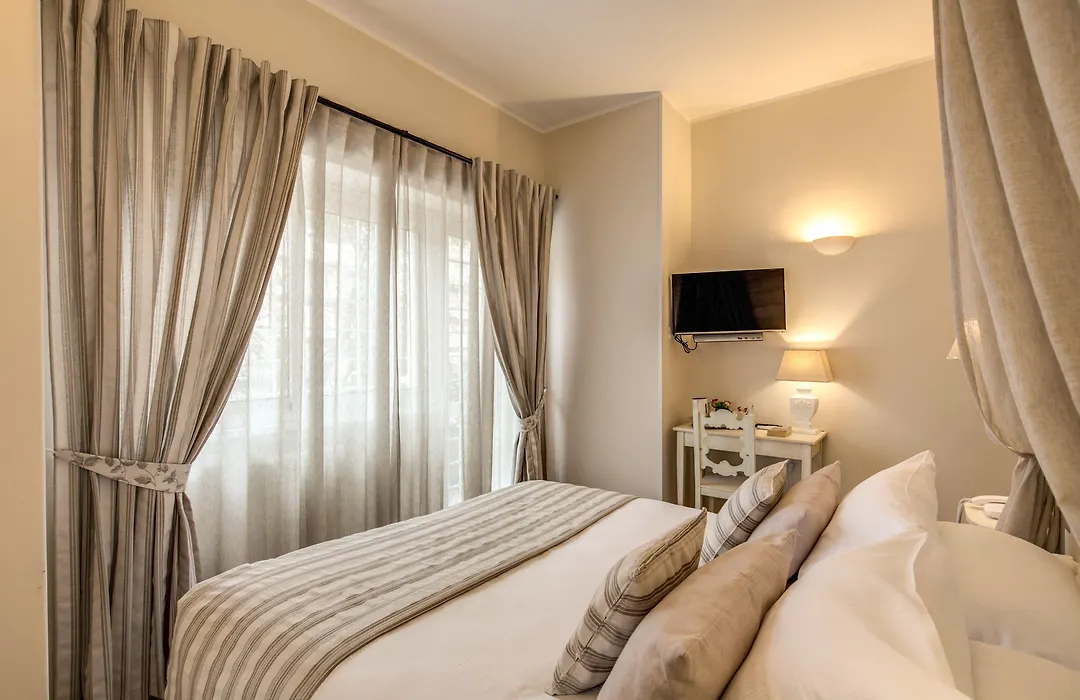 Casa Mia Vaticano Guest House-1