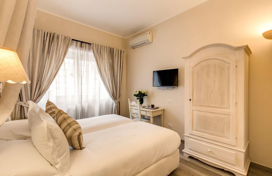 Casa Tua Vaticano Guest House-1