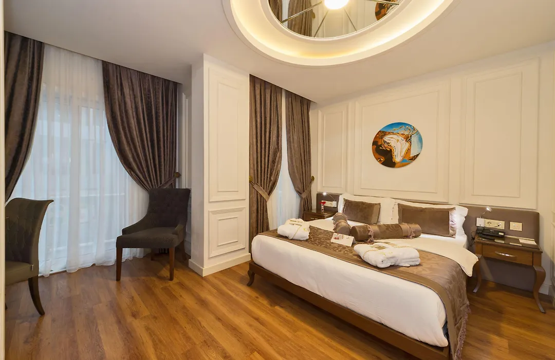Darkmen Hotel 2-1