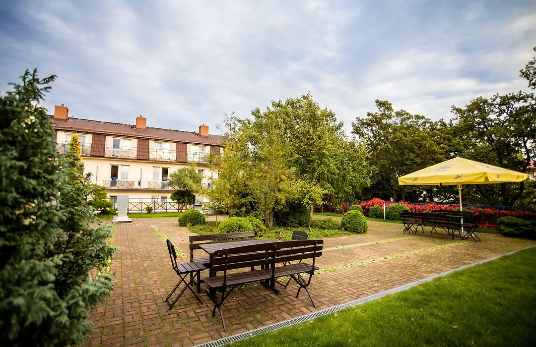 Hotel *** Nat Kolobrzeg-1