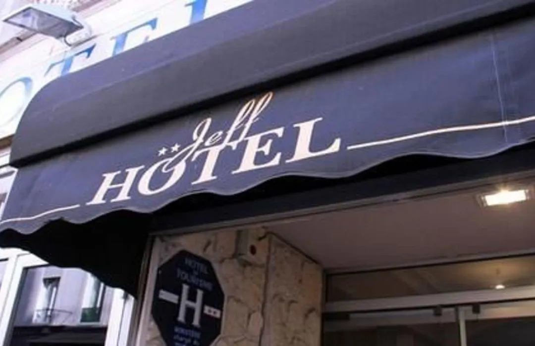 Jeff Hotel-1