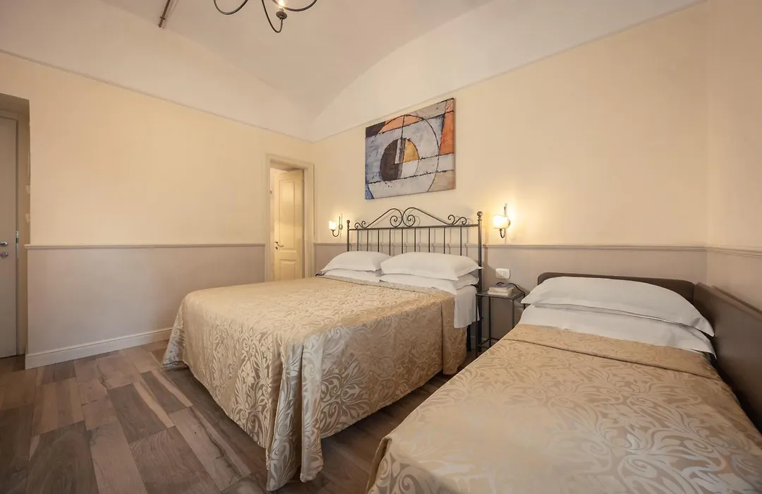 Hotel Flavia-1