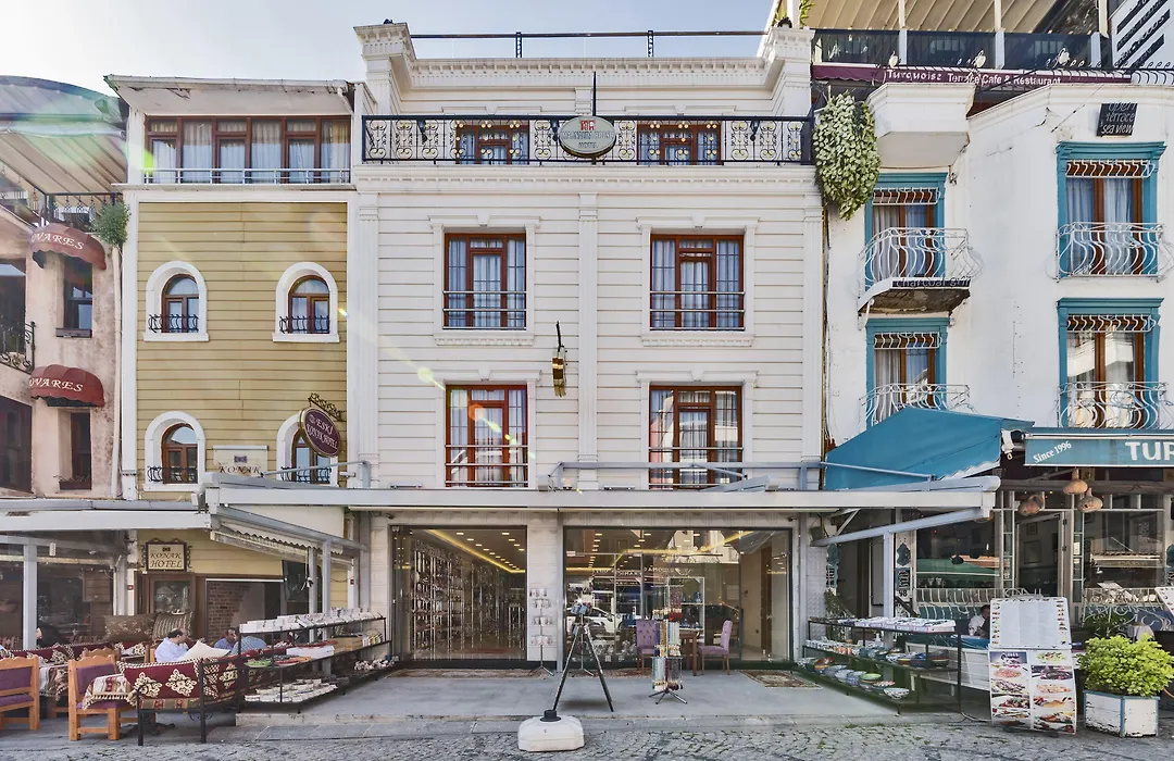 Magnaura House Hotel-1