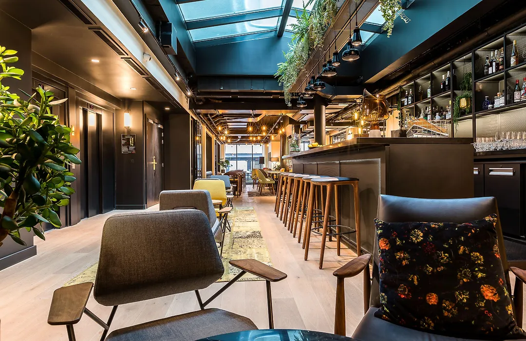 Laz' Hotel Spa Urbain Paris-1