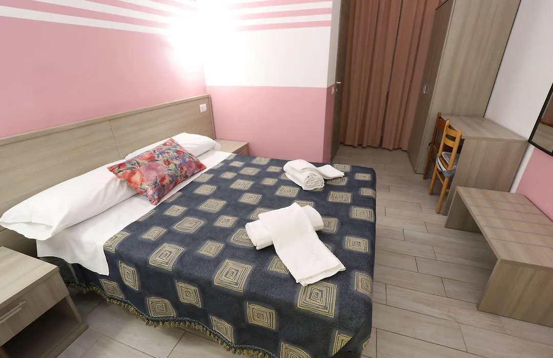 Albergo Leonardo Da Vinci-1
