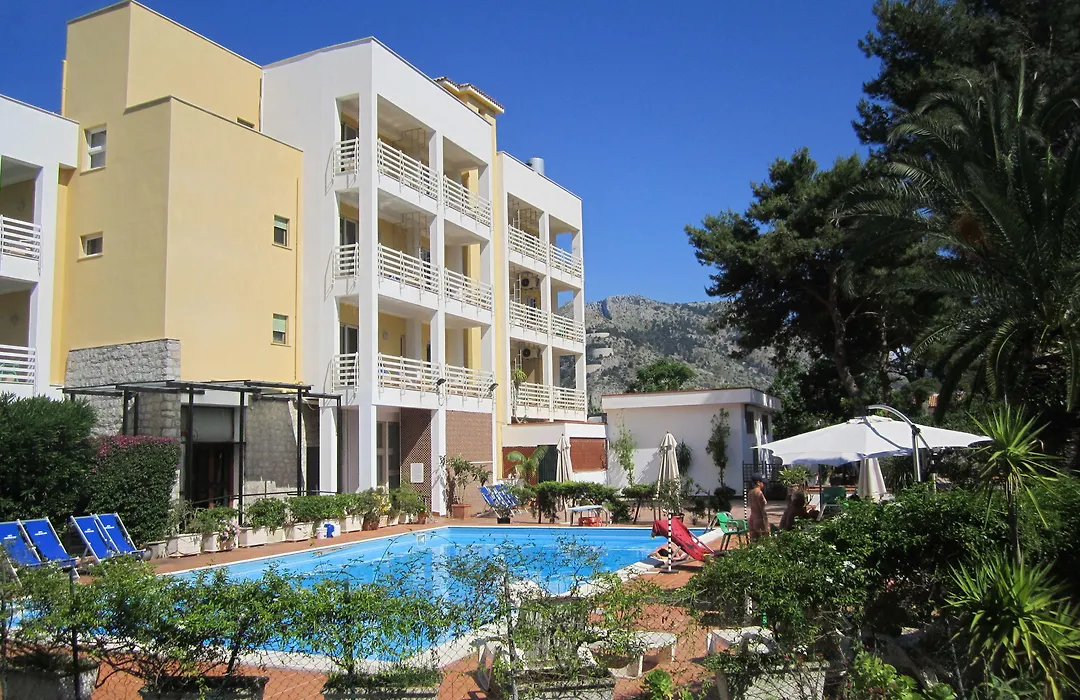 Hotel Conchiglia D'Oro-1