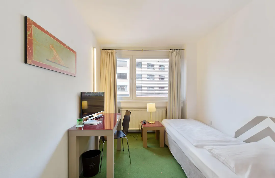 Hotel Neutor Express-1