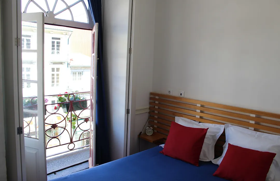 Oporto Clerigos Center Rooms-1
