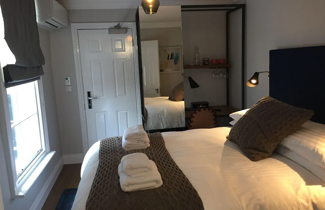 Pembroke Hall-1