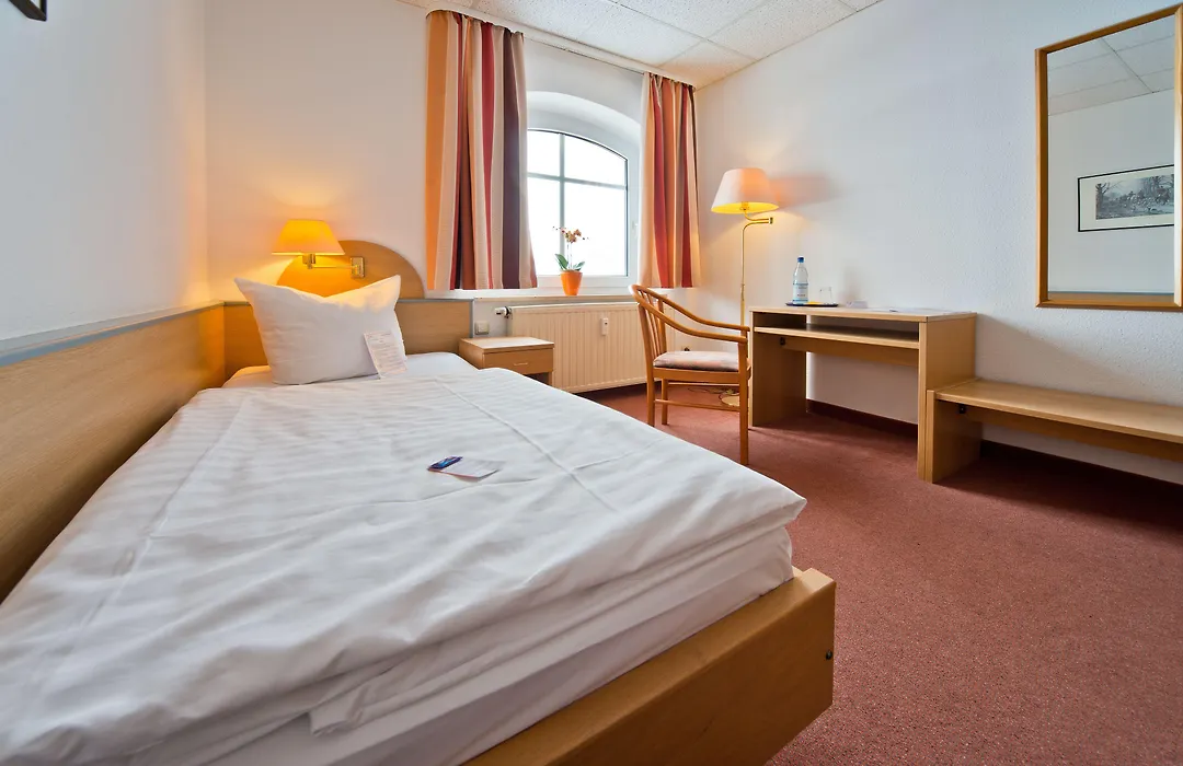 City Hotel-1