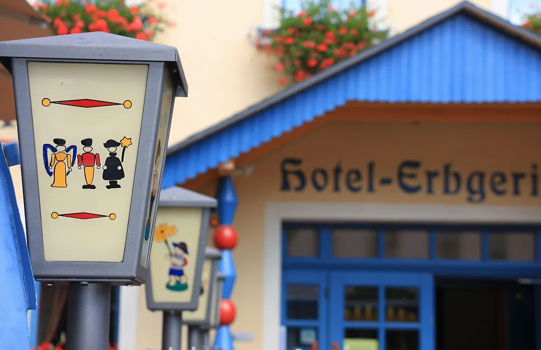 Hotel Erbgericht Buntes Haus-1