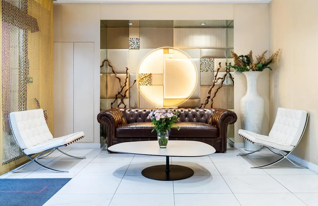 Le 7 Eiffel Hotel by Malone-1