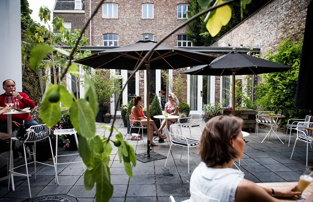 Fitz Roy Urban Hotel, Bar&Garden-1
