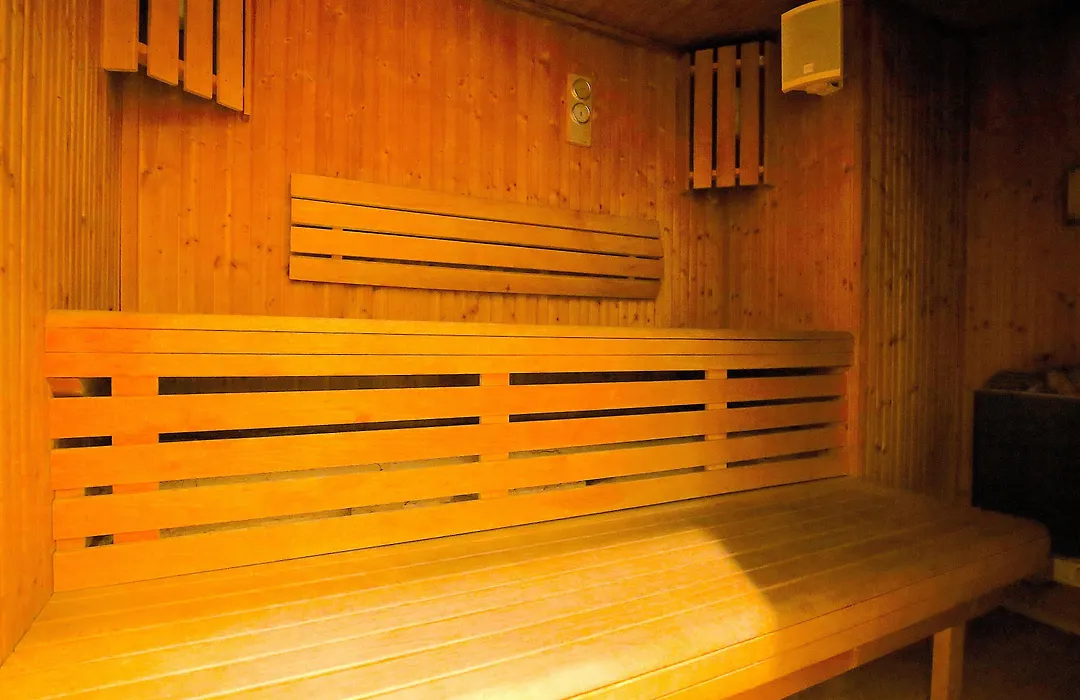 Roland House-1