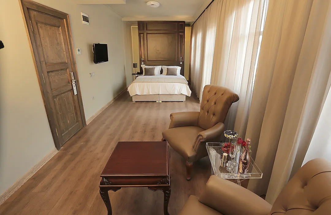 Ferman Pera Hotel-1