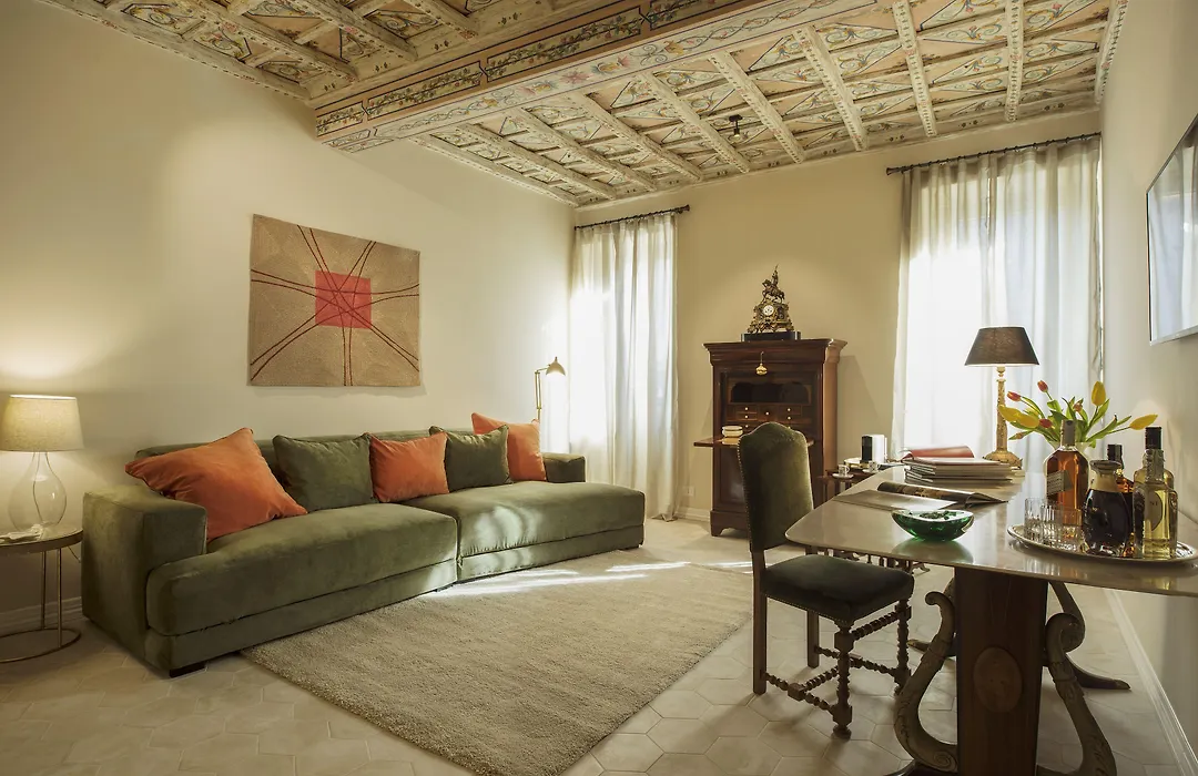 Palazzo Caruso-1