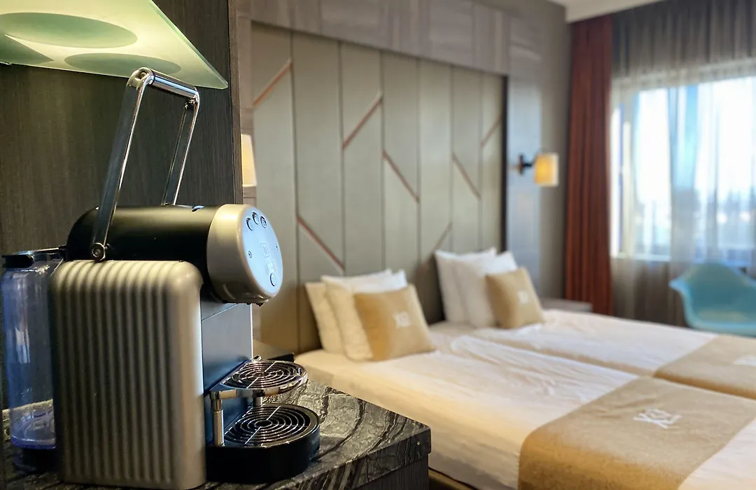 Xo Hotels Couture-1