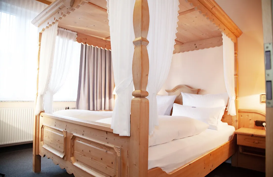Hotel Lonac-1