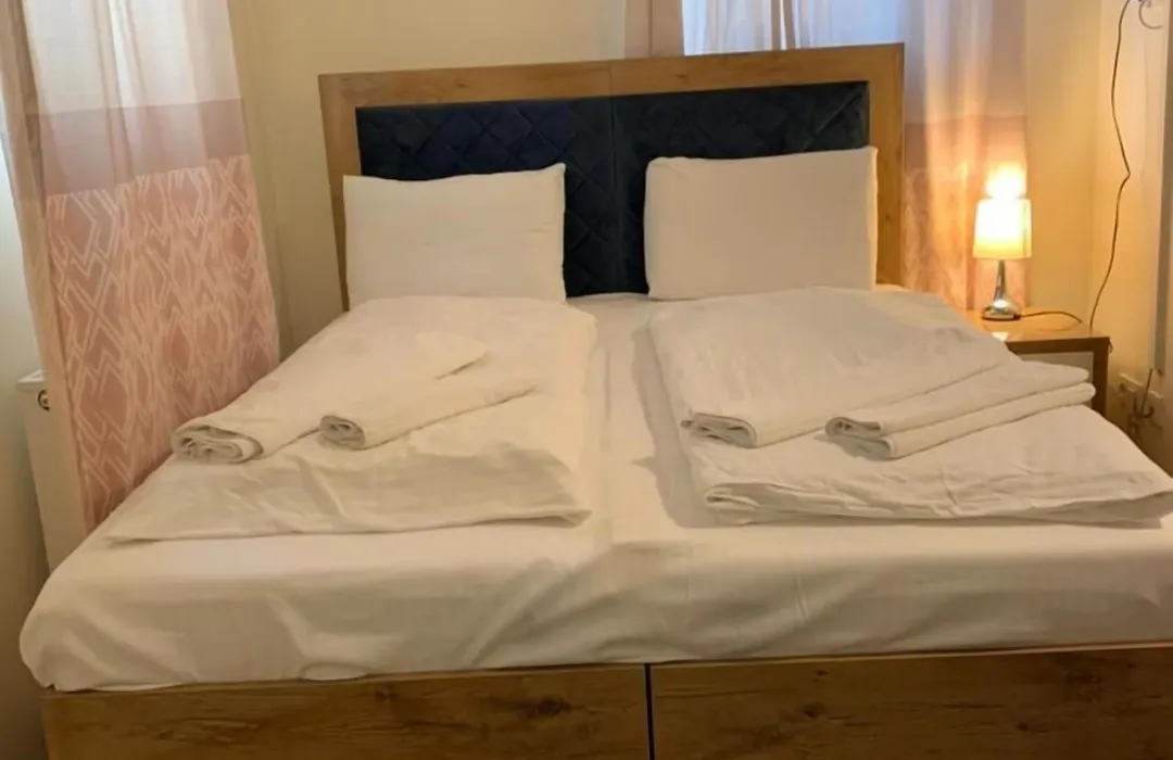 Hotel Isha-1