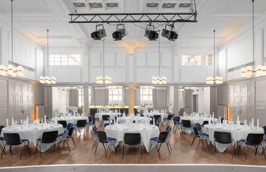Volkshaus Basel Hotel-1