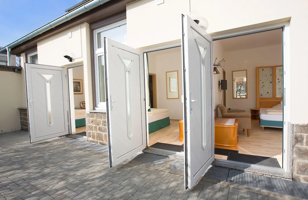 Boutique Hotel Goldene Henne-1