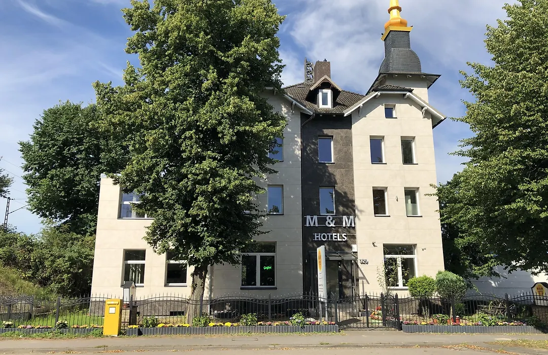 M&M Hotel - Wilhelmsburg-1