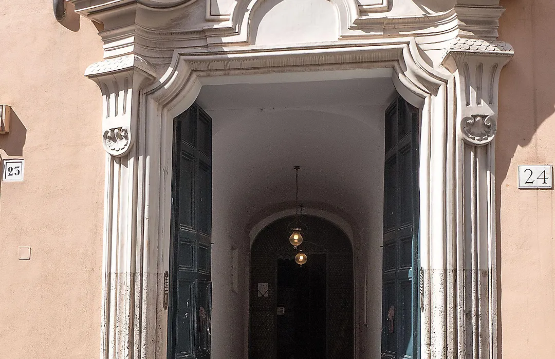 Campo Marzio Charming-1