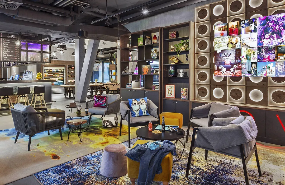 Moxy Lausanne City-1