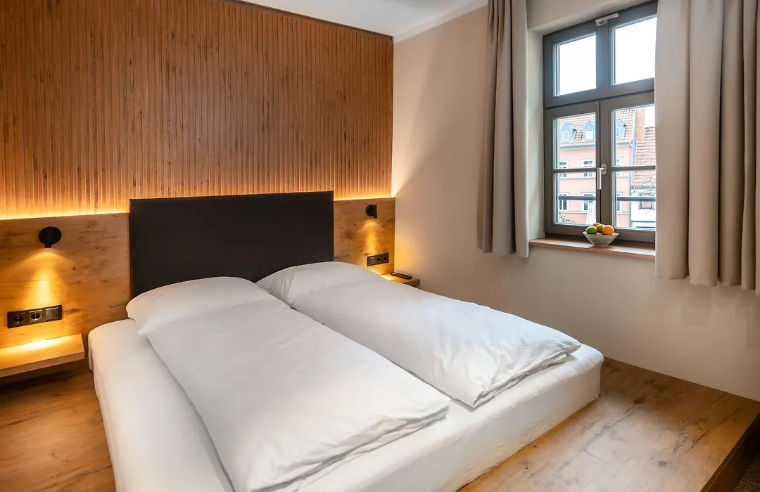 Nashi Rooms-1
