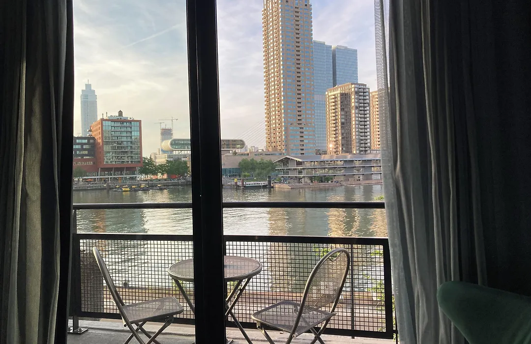 Bed, Bites&Business Hotel Rotterdam-1