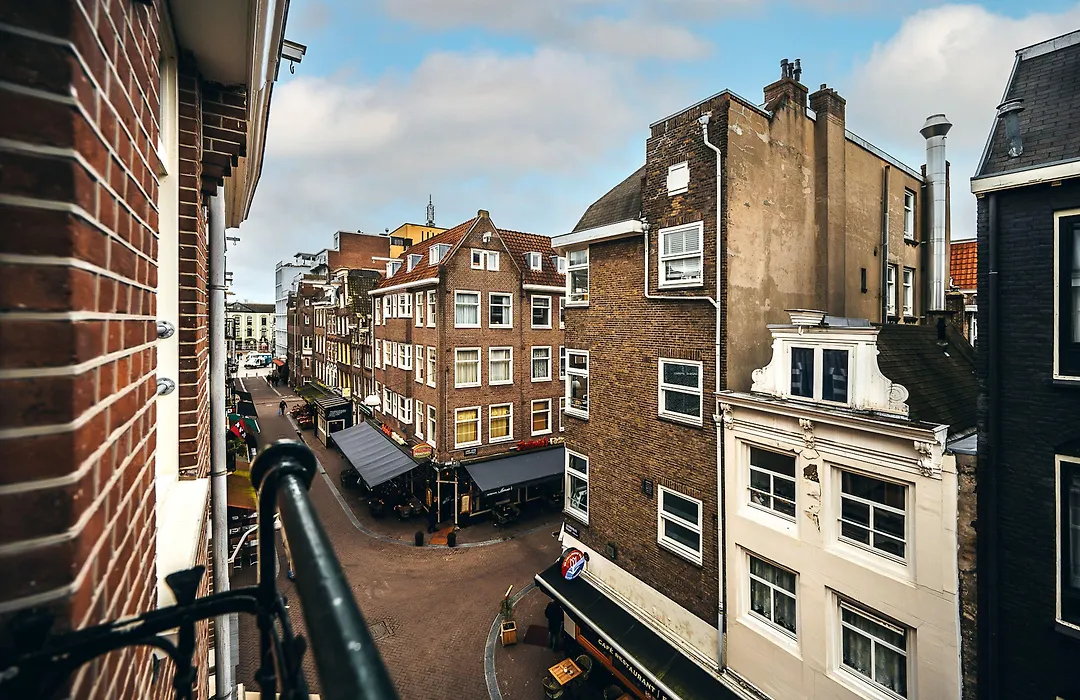 Limehome Amsterdam Leidsekruisstraat-1
