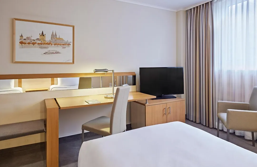 Lindner Hotel Cologne Am Dom, Part Of Jdv By Hyatt-1